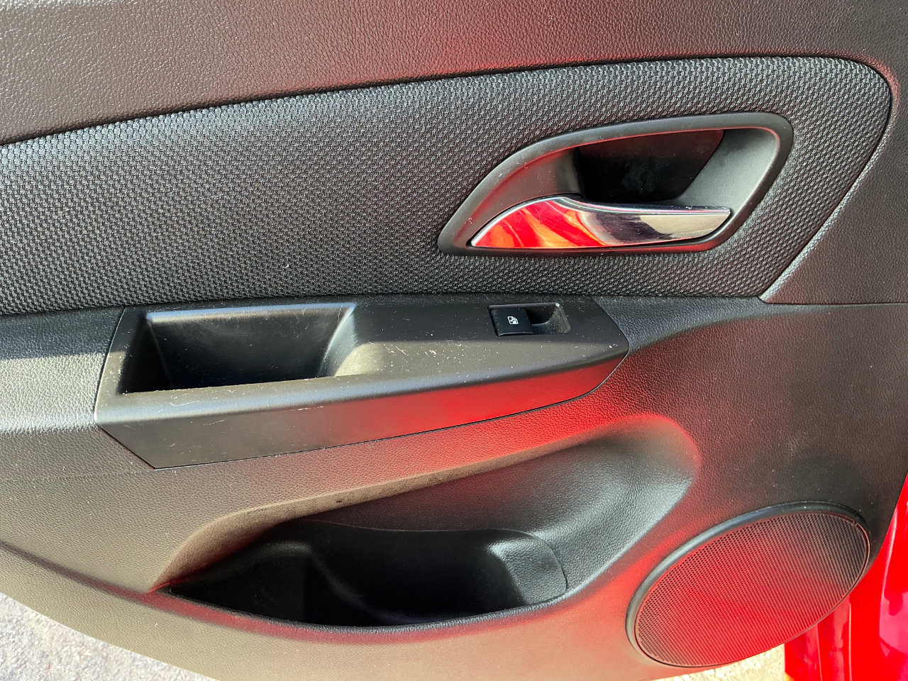 Used 2014 Chevrolet Cruze LT image 16