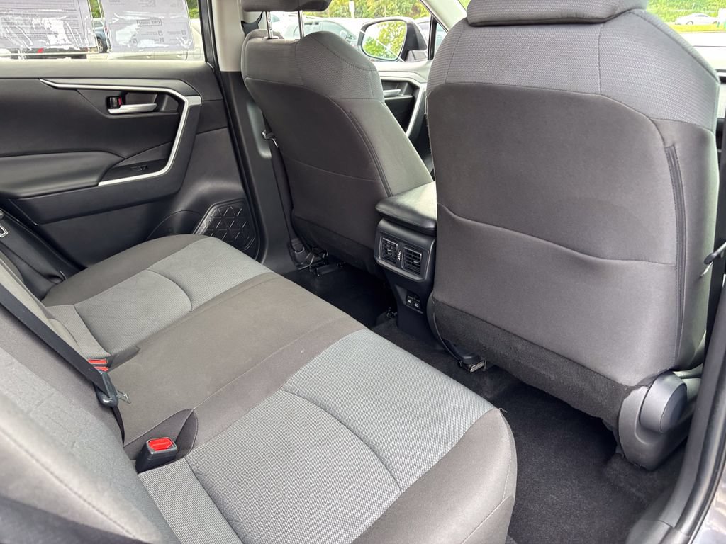 Used 2025 Toyota RAV4 XLE w/ Weather Package AWD/4WD image 43