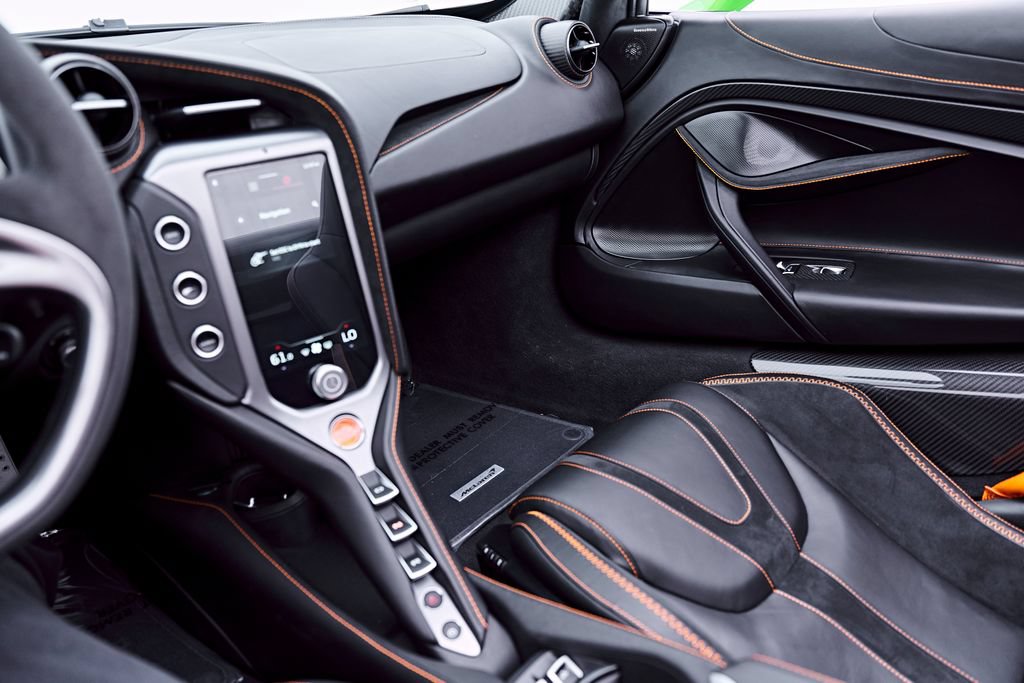 Used 2025 McLaren 750S Spider RWD image 84