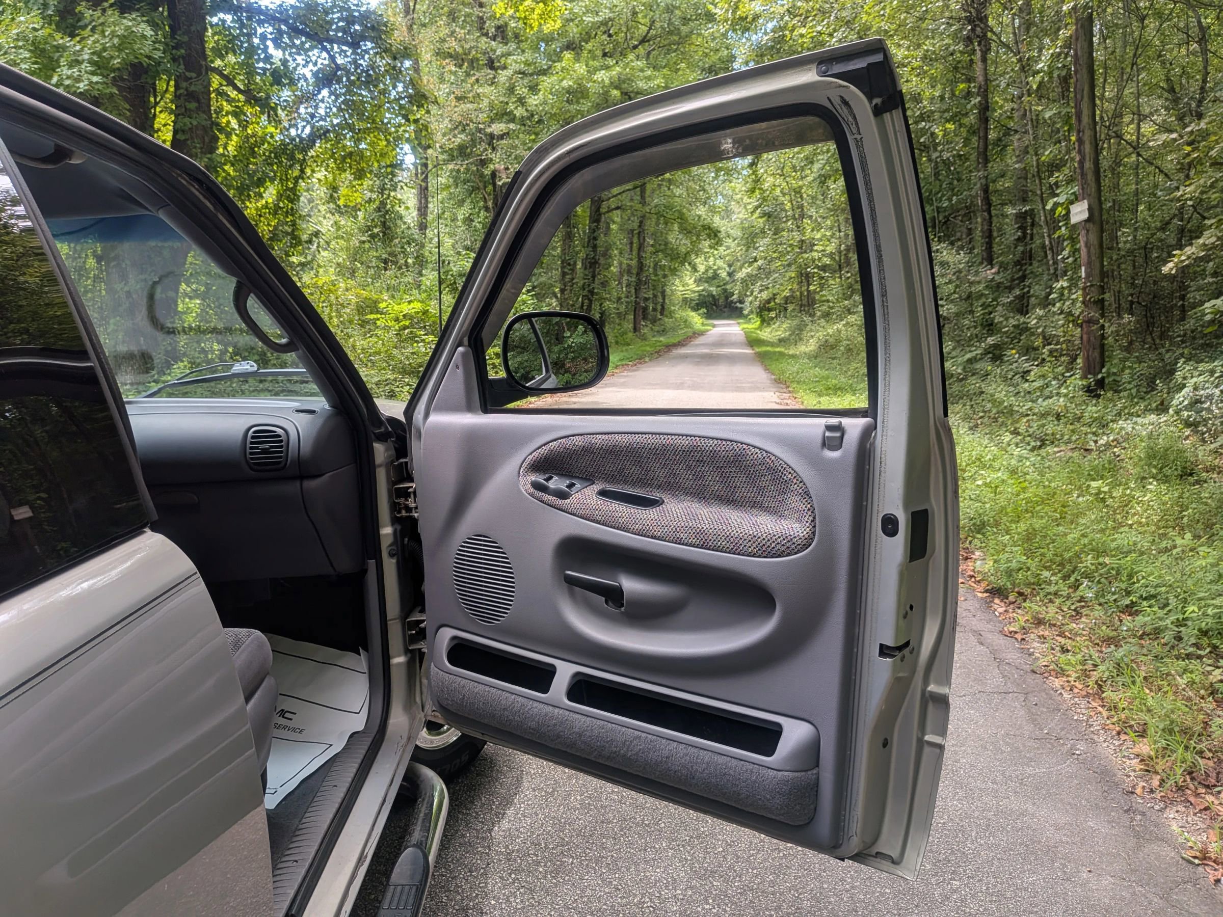 Used 1998 Dodge Ram 1500 Truck 2WD Quad Cab image 13