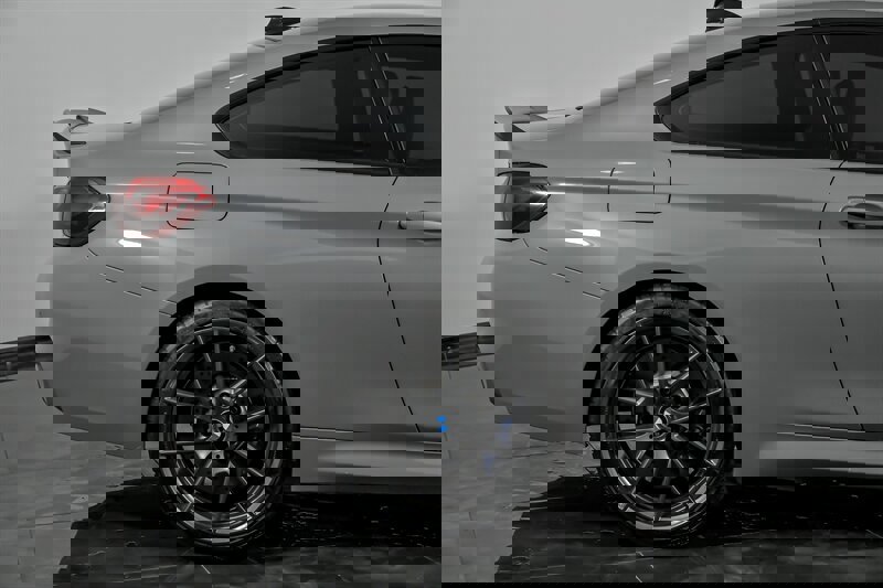 Used 2019 BMW M4 CS w/ Executive Package image 12