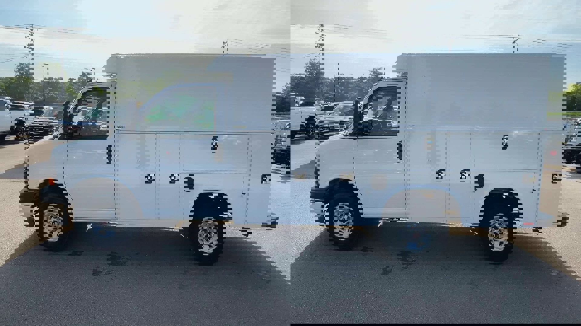 New 2025 GMC Savana 3500 w/ Power Convenience Package image 37