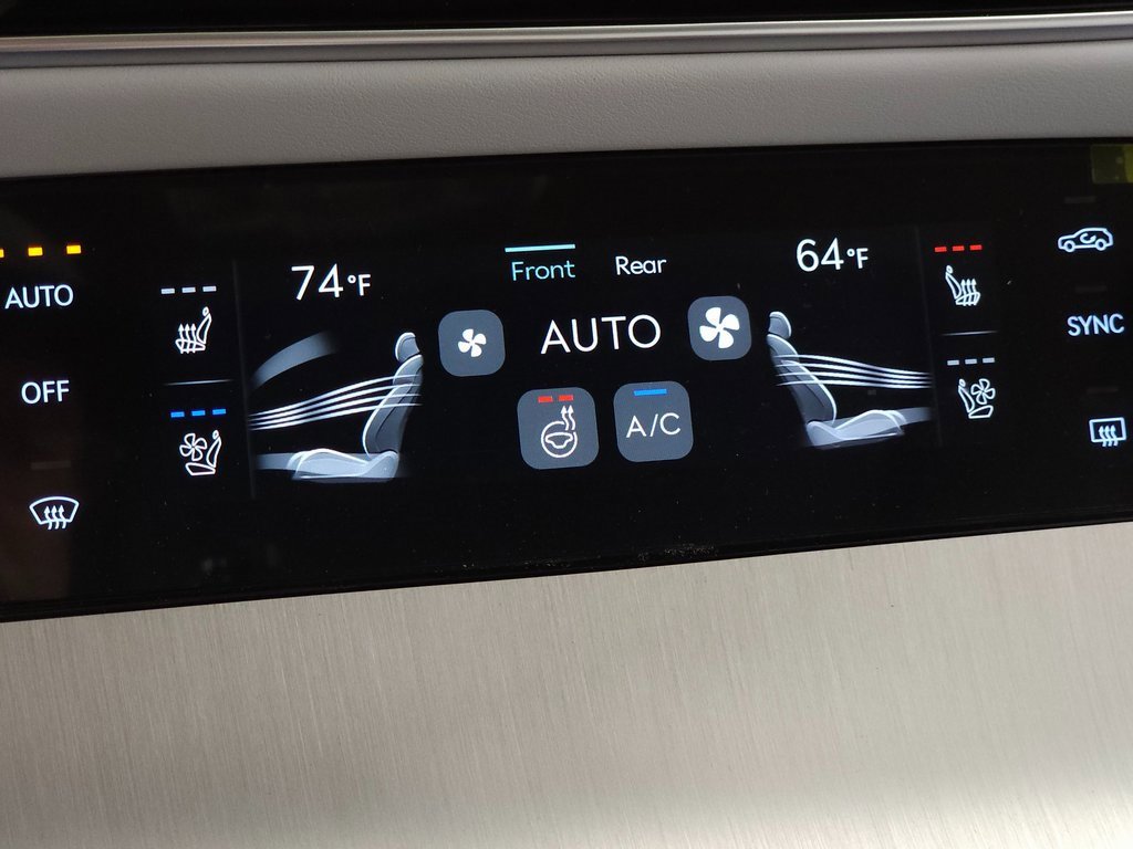 Used 2026 Genesis GV70 2.5T Advanced image 26