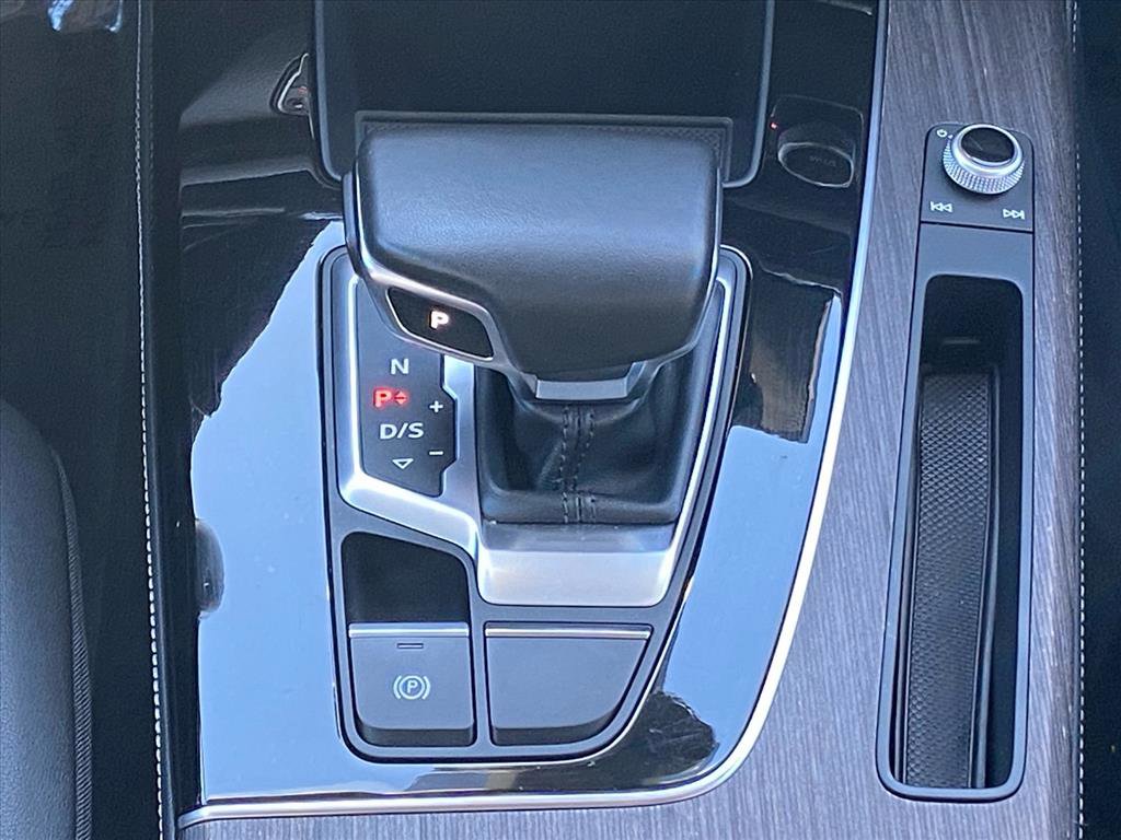 Used 2022 Audi Q5 2.0T Premium Plus w/ Premium Plus Package image 10