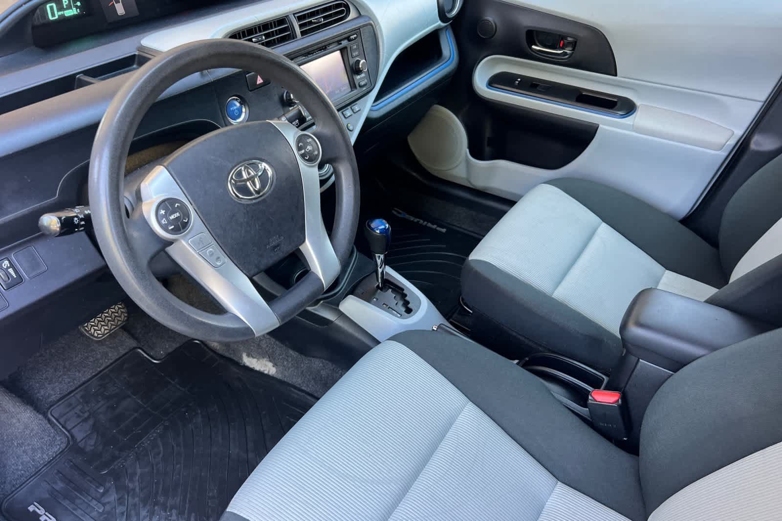 Used 2012 Toyota Prius C Three FWD image 11