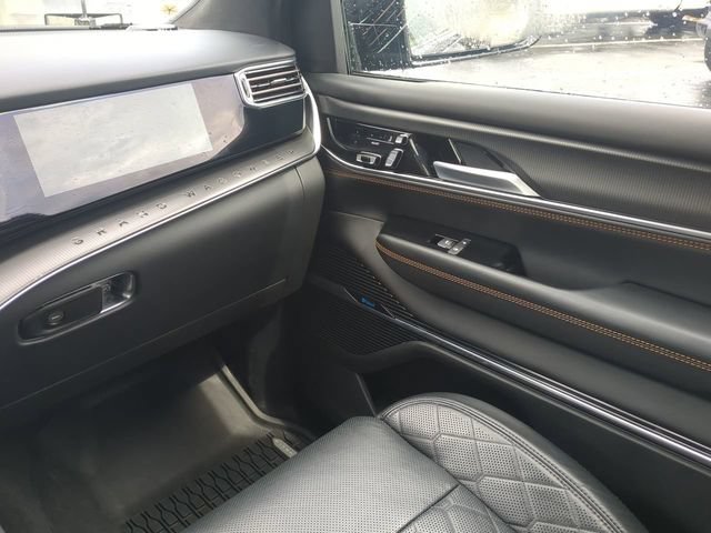 Certified 2025 Jeep Grand Wagoneer L Series III w/ Rear Seat Video Group 1 AWD/4WD image 21