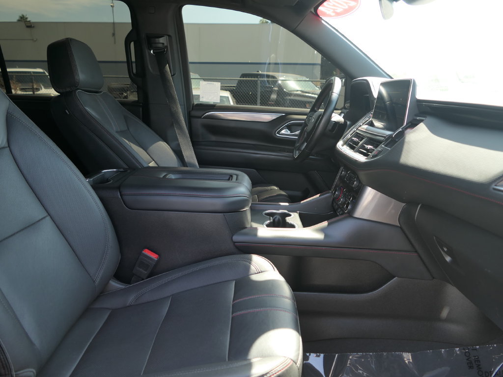 Used 2024 Chevrolet Suburban RST RWD image 26