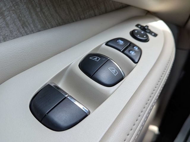 Used 2019 Nissan Murano SL w/ Cargo Package FWD image 24