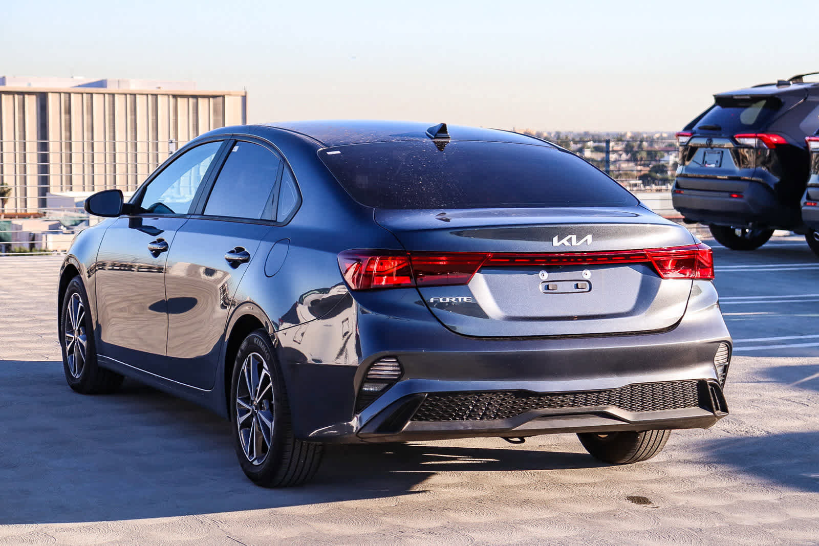 Used 2022 Kia Forte LXS image 6