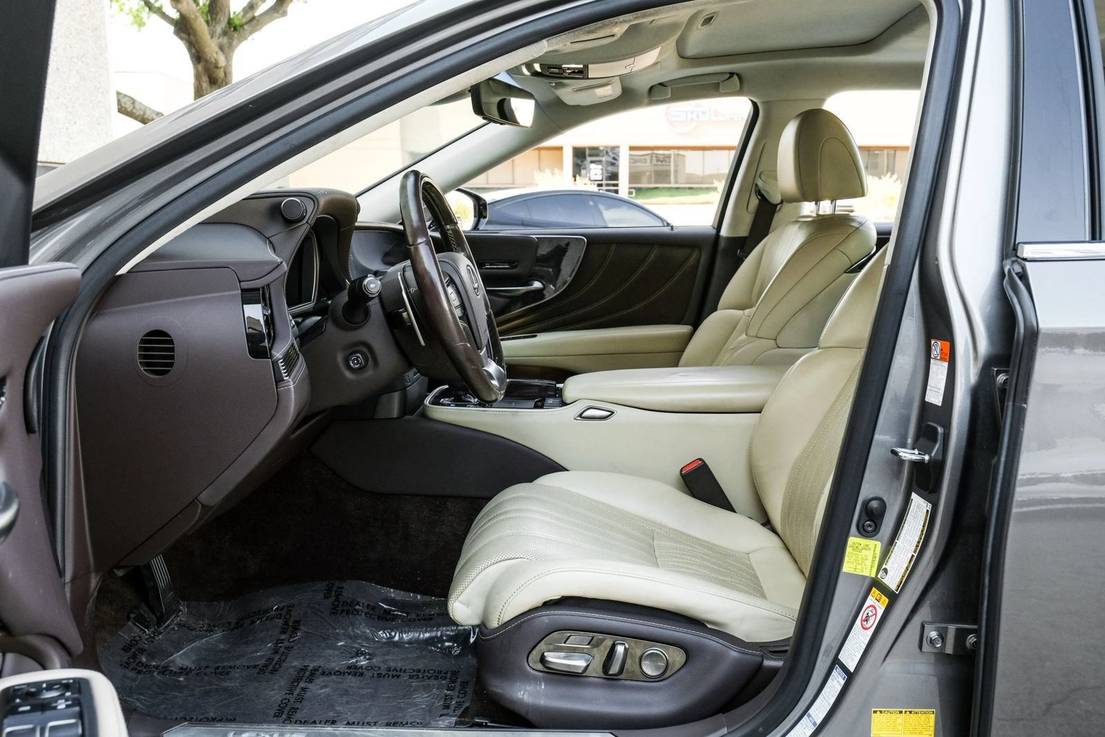 Used 2018 Lexus LS 500 AWD w/ Interior Upgrade Package image 3