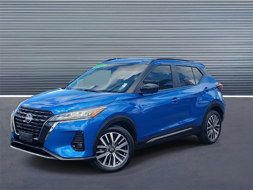 Used 2022 Nissan Kicks SR
