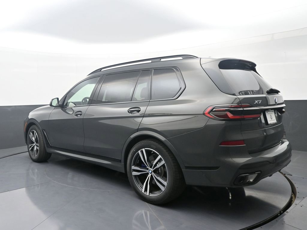 New 2026 BMW X7 xDrive40i w/ M Sport Package AWD/4WD image 5