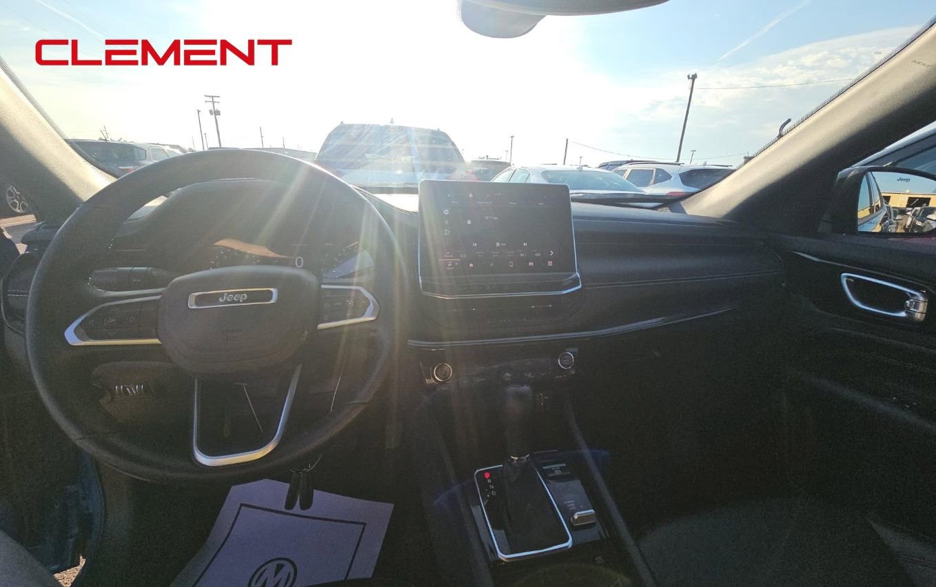 Used 2022 Jeep Compass Altitude w/ Convenience Group AWD/4WD image 13