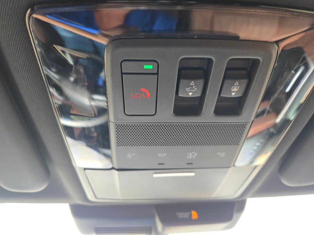 Used 2025 Mitsubishi Outlander SEL image 32