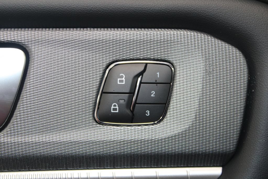New 2026 Ford Explorer ST-Line w/ Premium Package RWD image 41