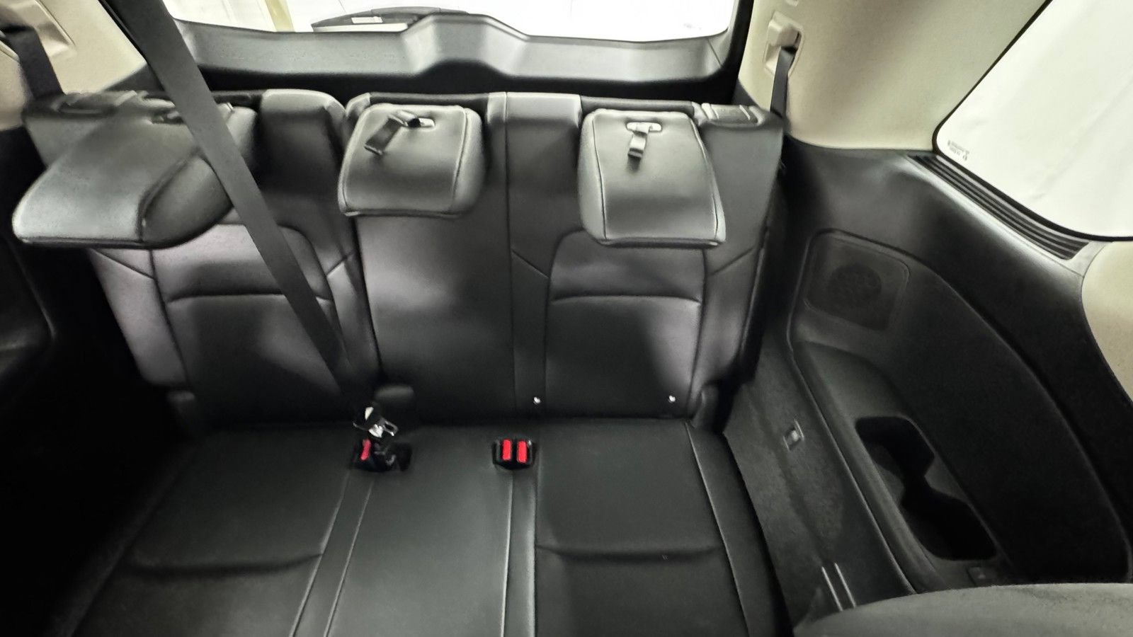 Certified 2025 Nissan Pathfinder Platinum AWD/4WD image 17