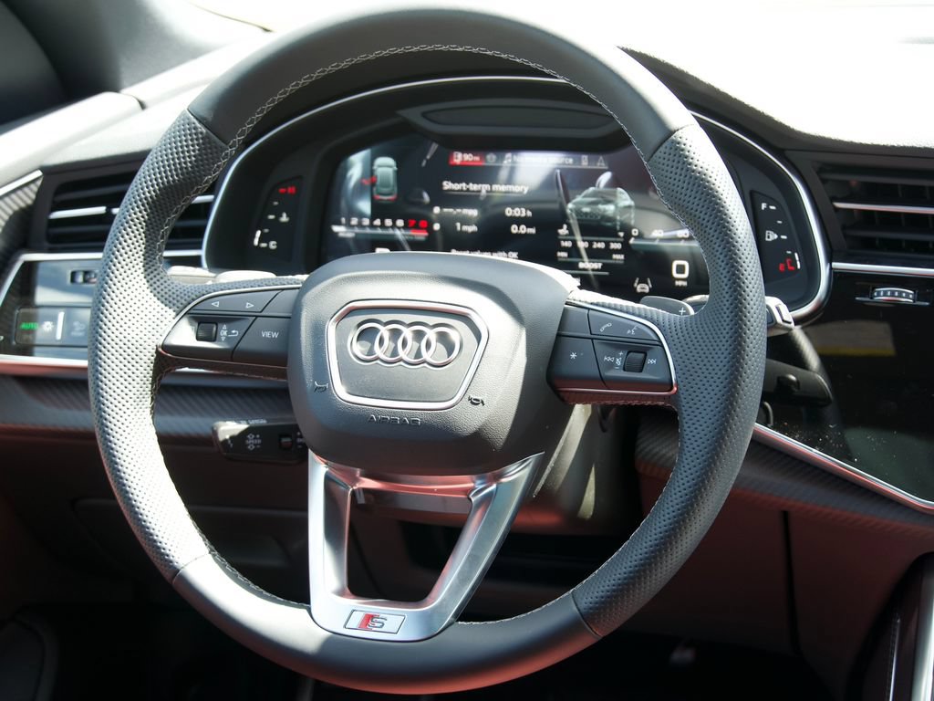 Used 2026 Audi SQ8 Premium Plus AWD/4WD image 13