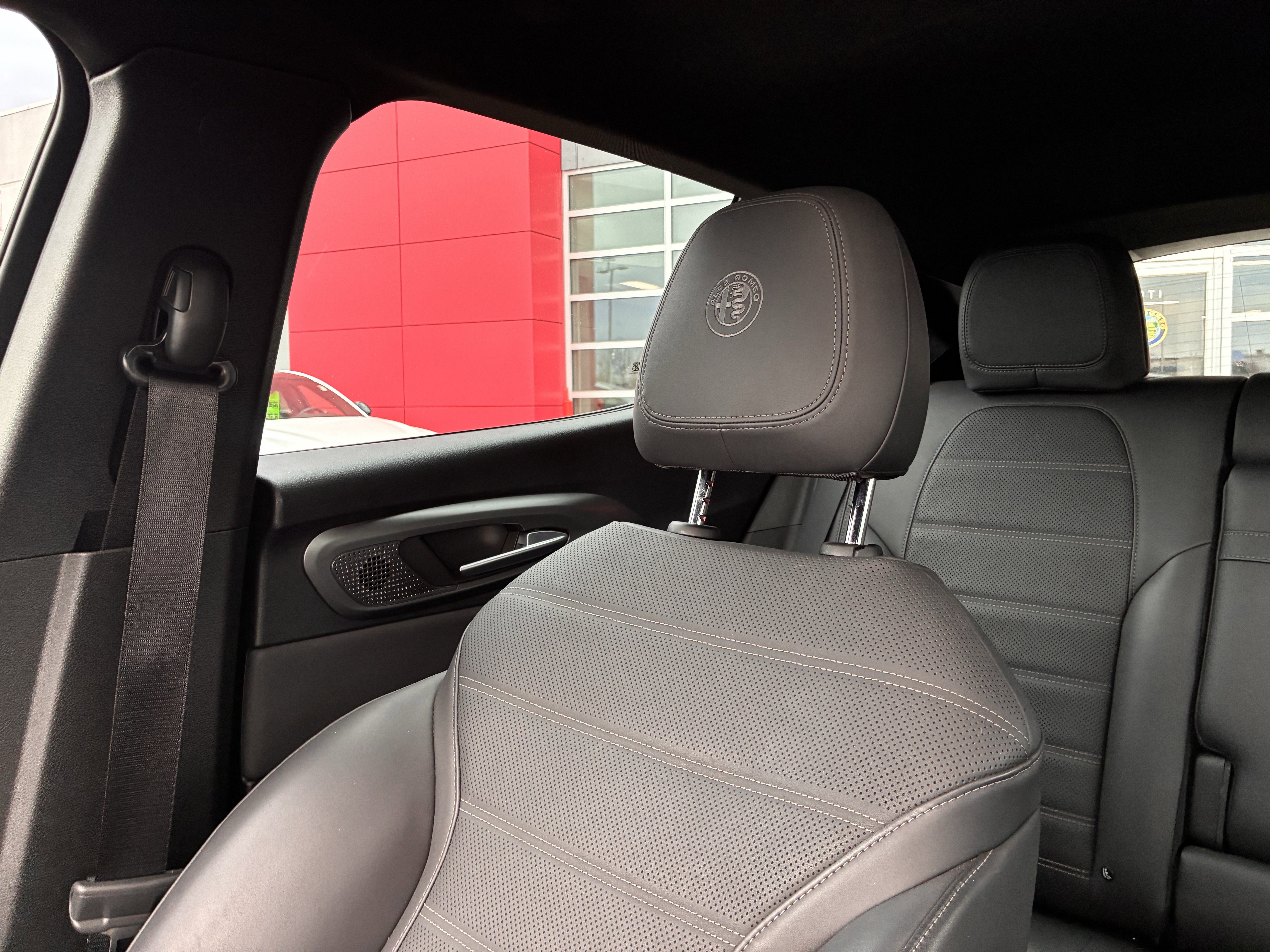 Certified 2024 Alfa Romeo Tonale Veloce image 24