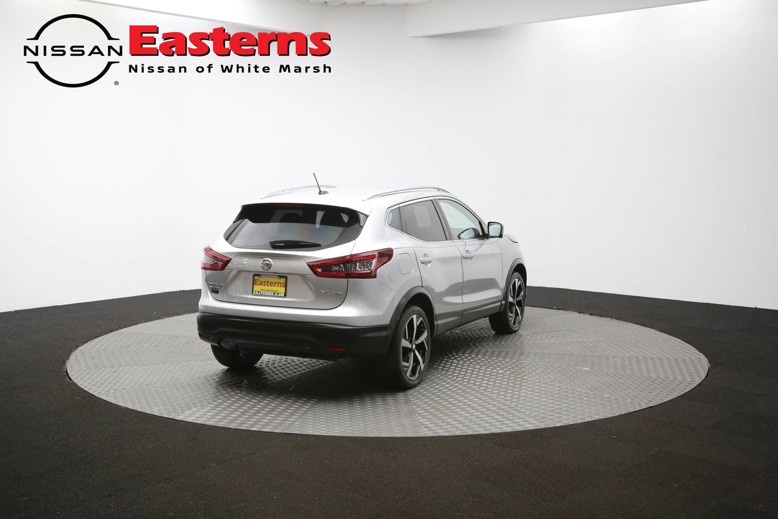 Used 2022 Nissan Rogue Sport SL w/ Premium Package AWD/4WD image 39