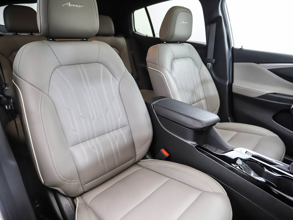 Used 2025 Buick Envista Avenir image 30