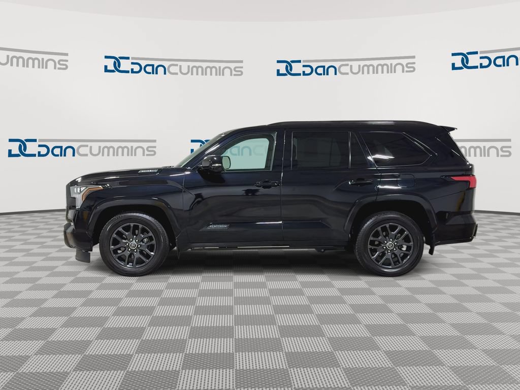 Used 2023 Toyota Sequoia Platinum AWD/4WD image 5