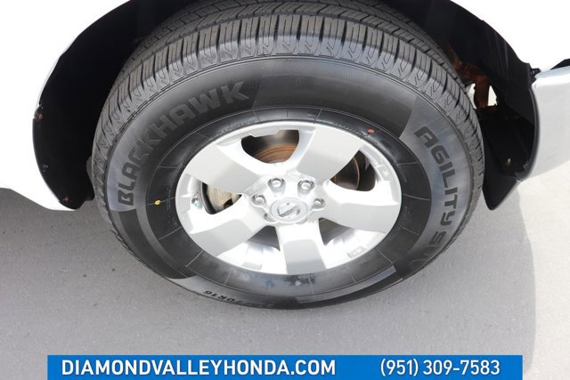 Used 2009 Nissan Frontier SE w/ SE Value Truck Pkg RWD image 23