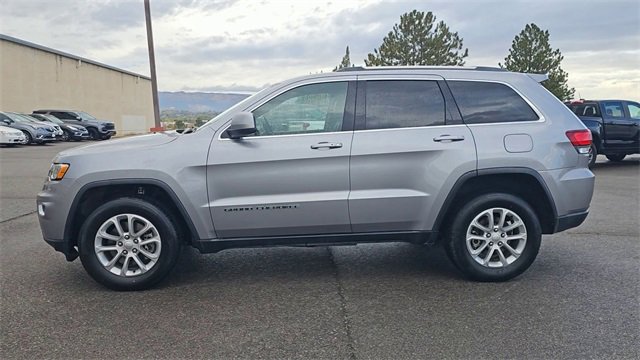 Used 2021 Jeep Grand Cherokee Laredo X image 5