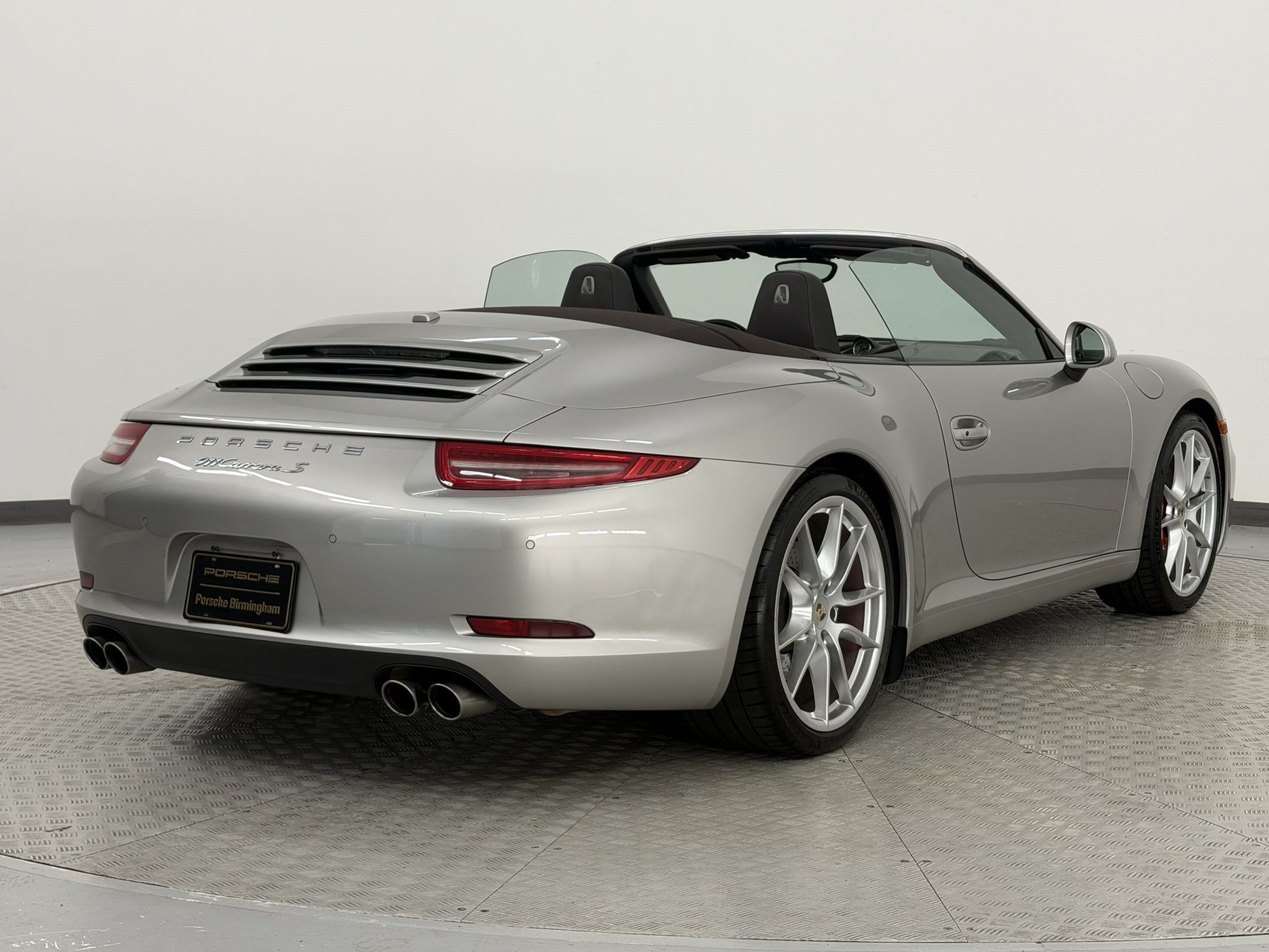 Used 2013 Porsche 911 Carrera S RWD image 9
