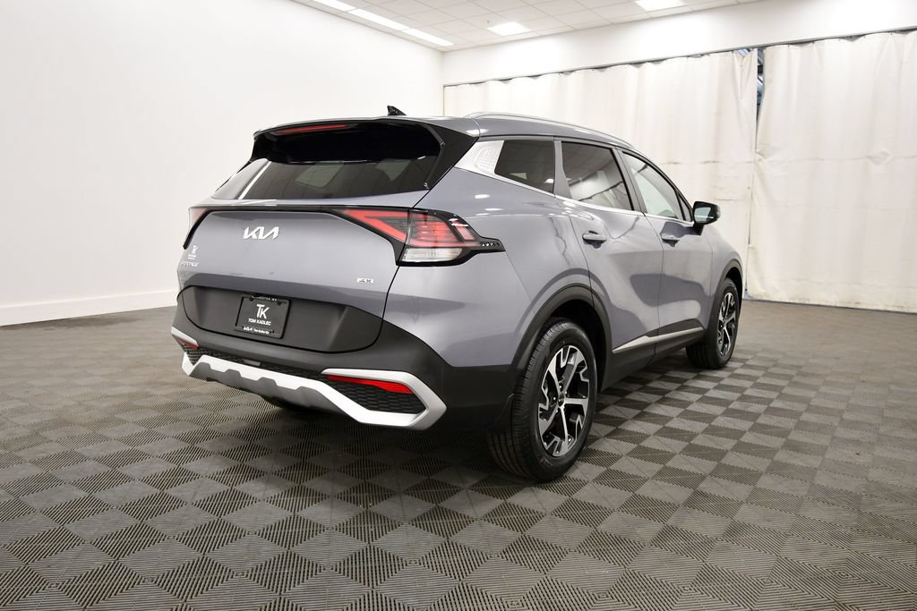 Certified 2023 Kia Sportage EX AWD/4WD image 8