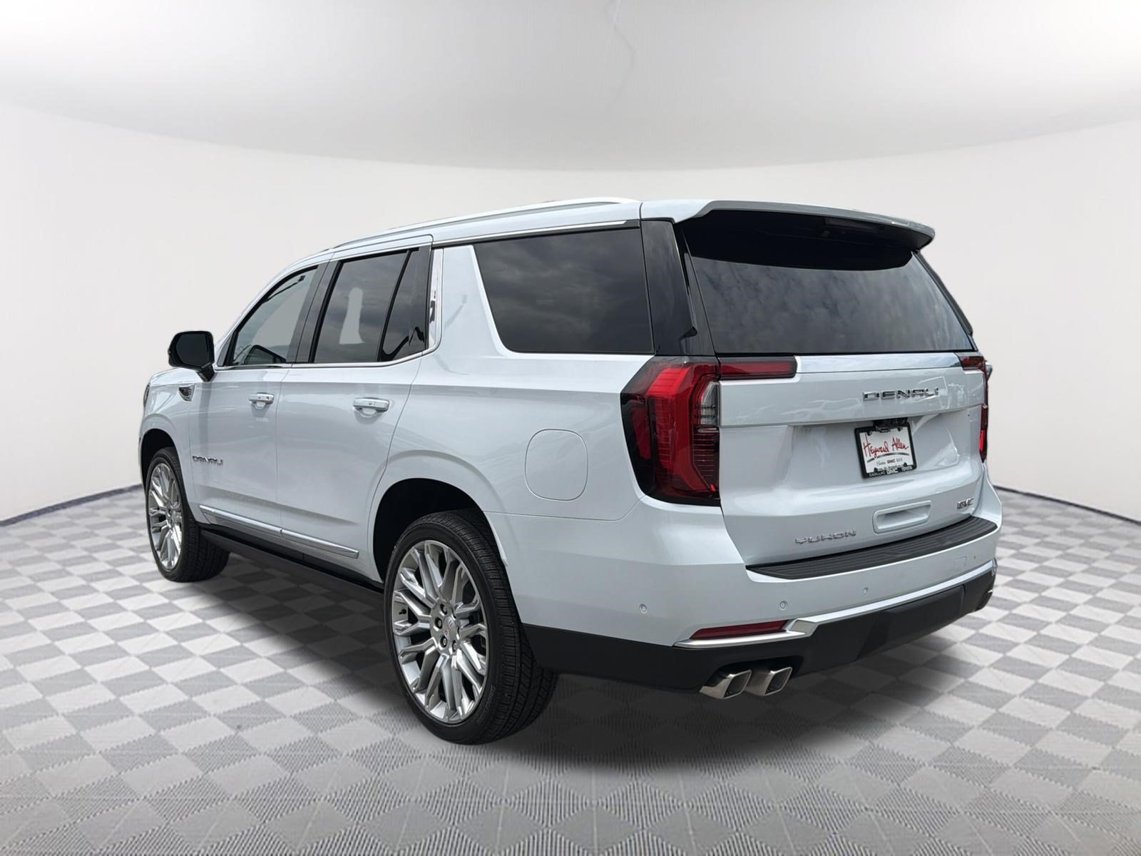 New 2026 GMC Yukon Denali w/ Denali Reserve Package AWD/4WD image 8