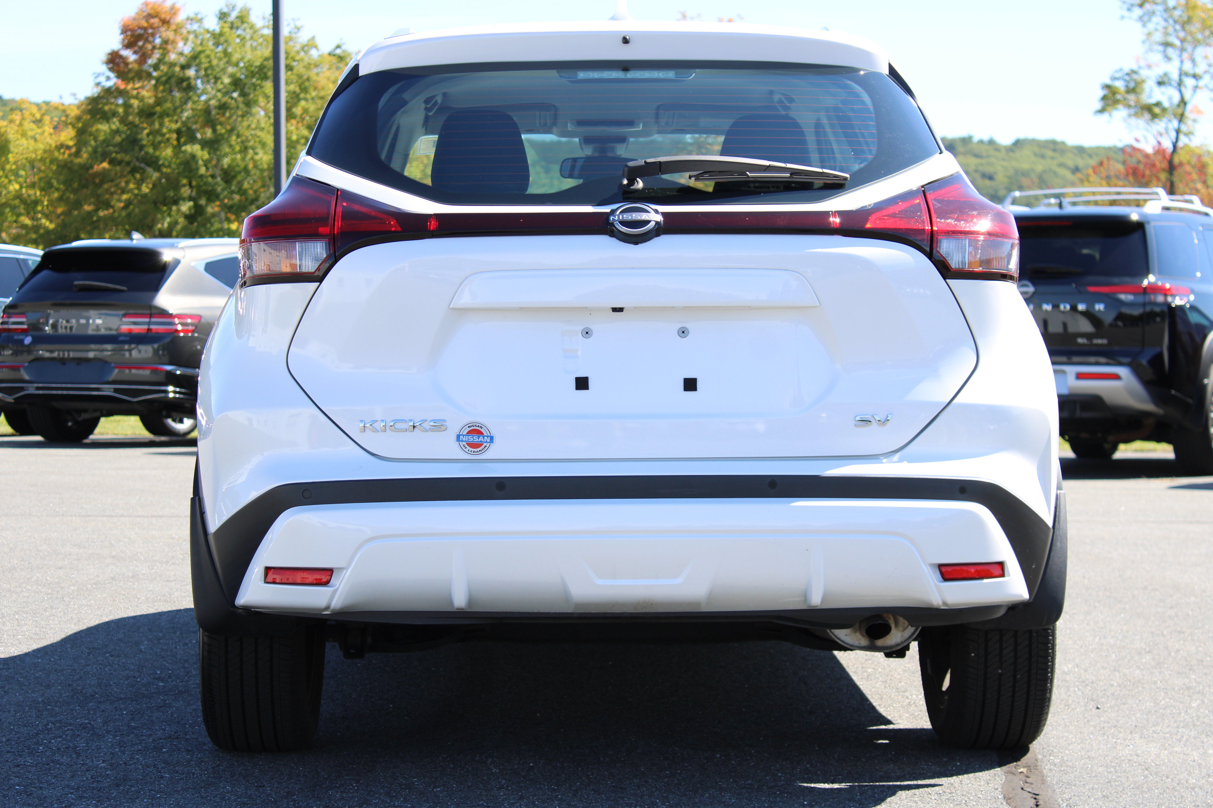 Used 2023 Nissan Kicks SV FWD image 8
