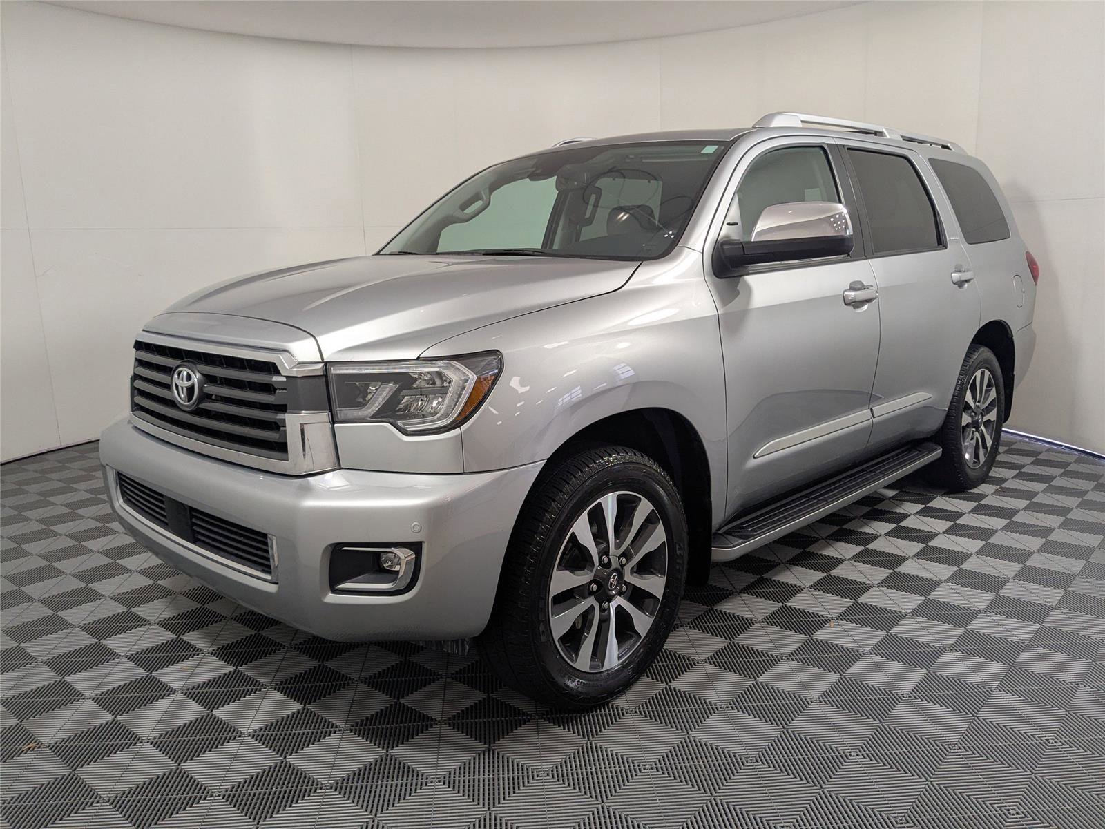 Certified 2020 Toyota Sequoia Limited image 1