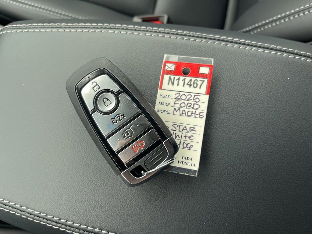 New 2025 Ford Mustang Mach-E Premium image 21