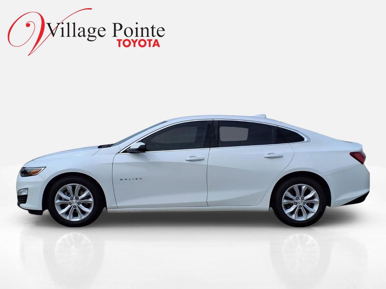 Used 2019 Chevrolet Malibu LT image 2