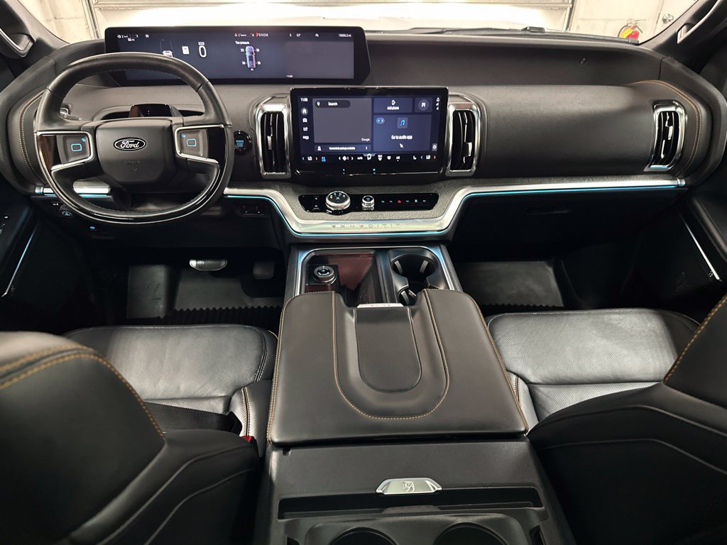 Used 2025 Ford Expedition Tremor AWD/4WD image 25