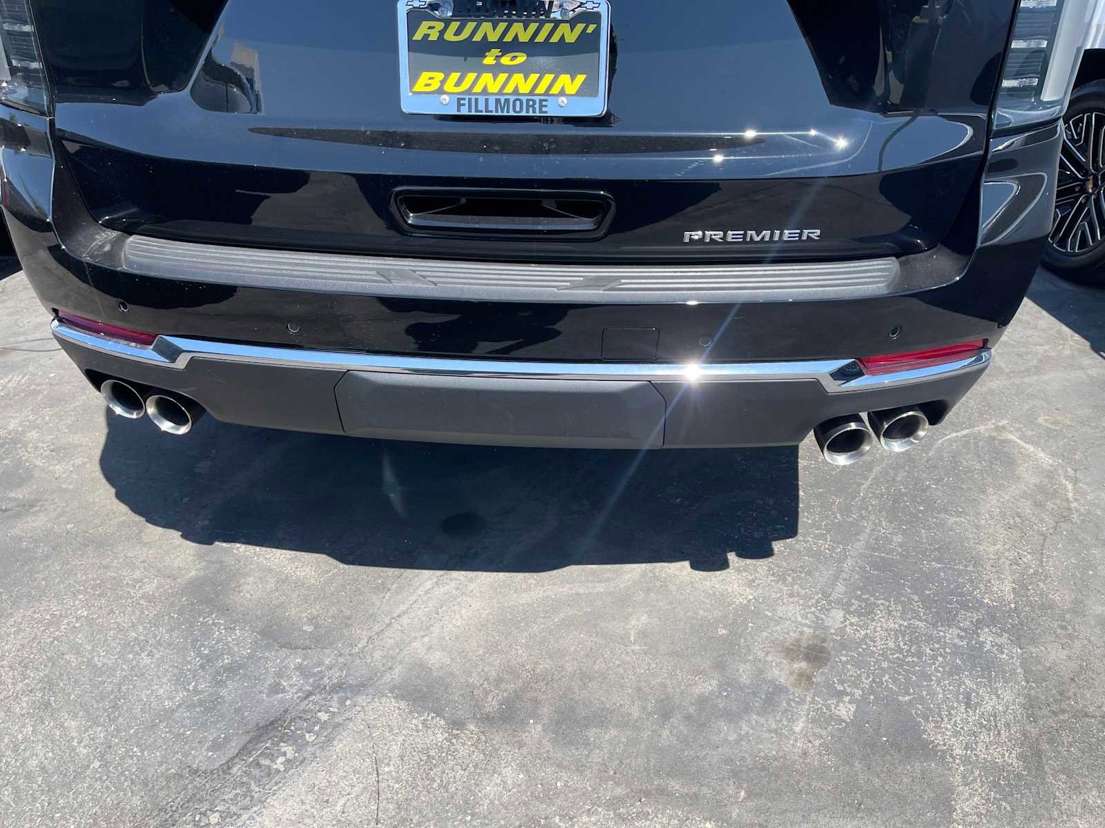 New 2025 Chevrolet Suburban Premier image 28