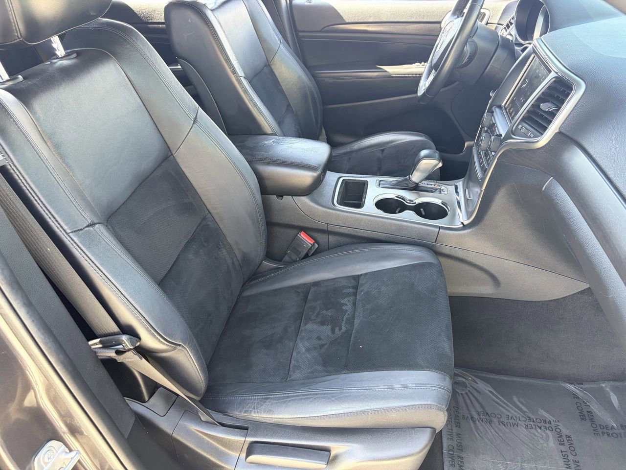 Used 2018 Jeep Grand Cherokee Altitude RWD image 10