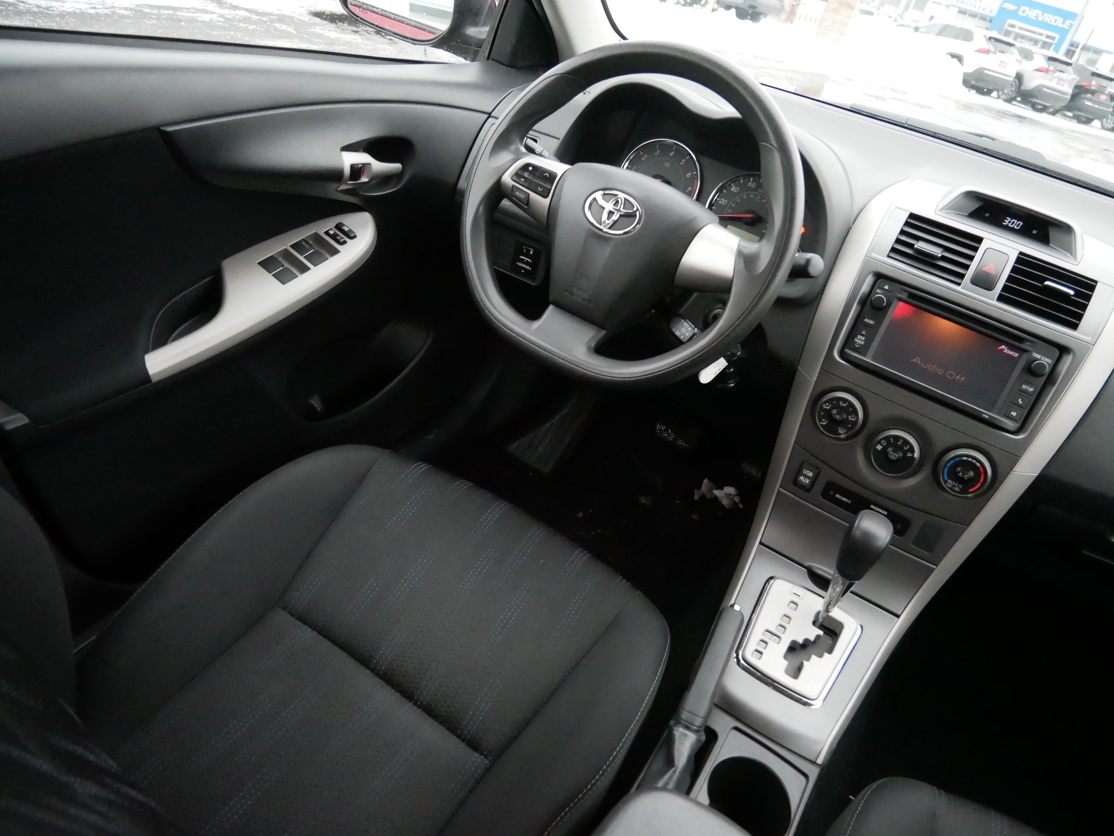 Used 2013 Toyota Corolla S image 9