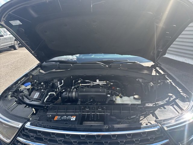 Used 2022 Ford Explorer XLT image 38
