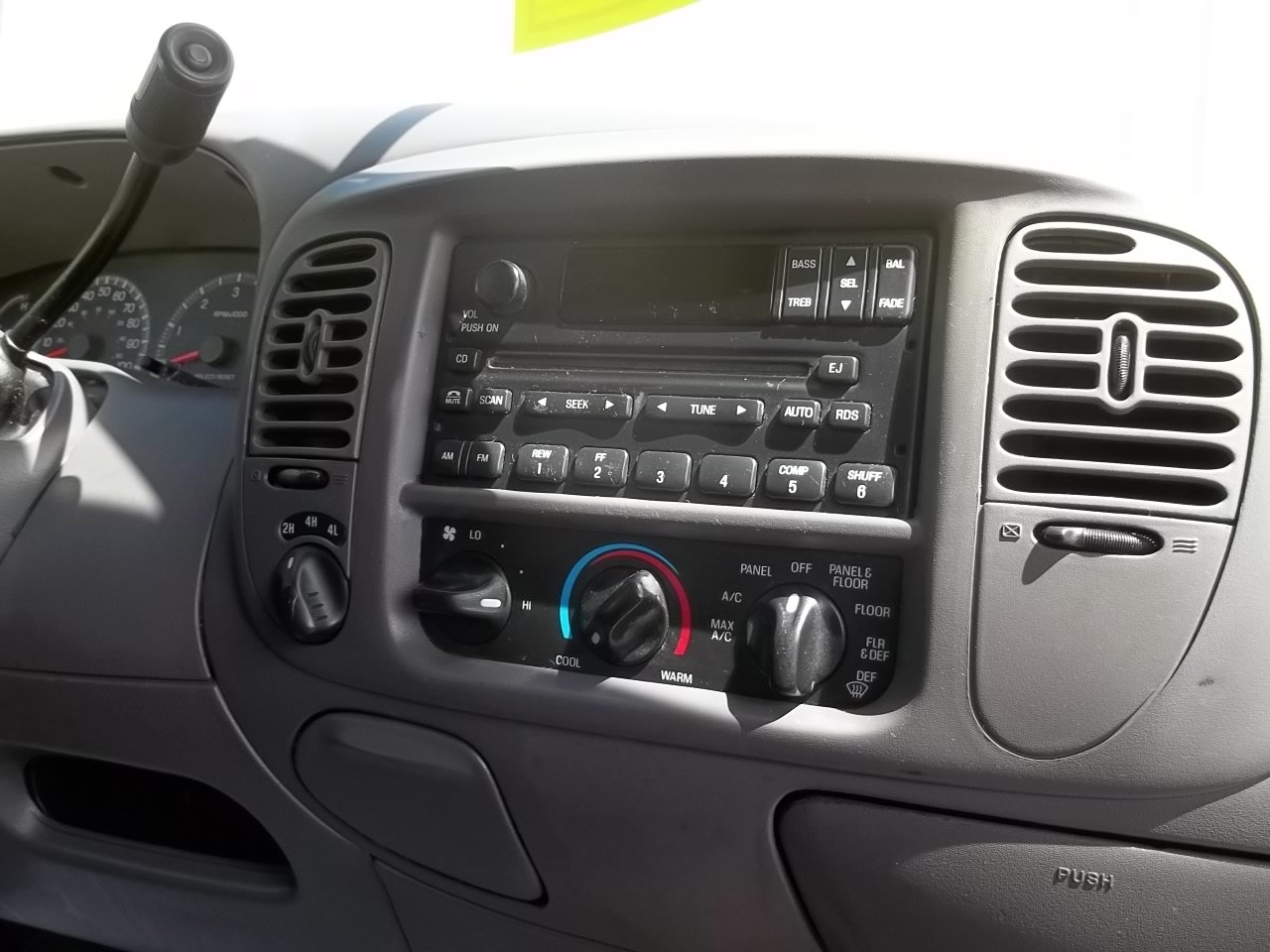 Used 2003 Ford F150 XLT AWD/4WD image 7