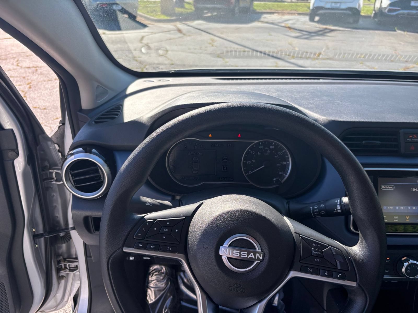Used 2025 Nissan Versa SV FWD image 29