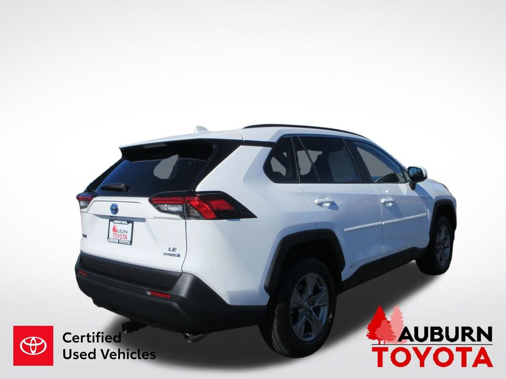 Certified 2024 Toyota RAV4 LE AWD/4WD image 8