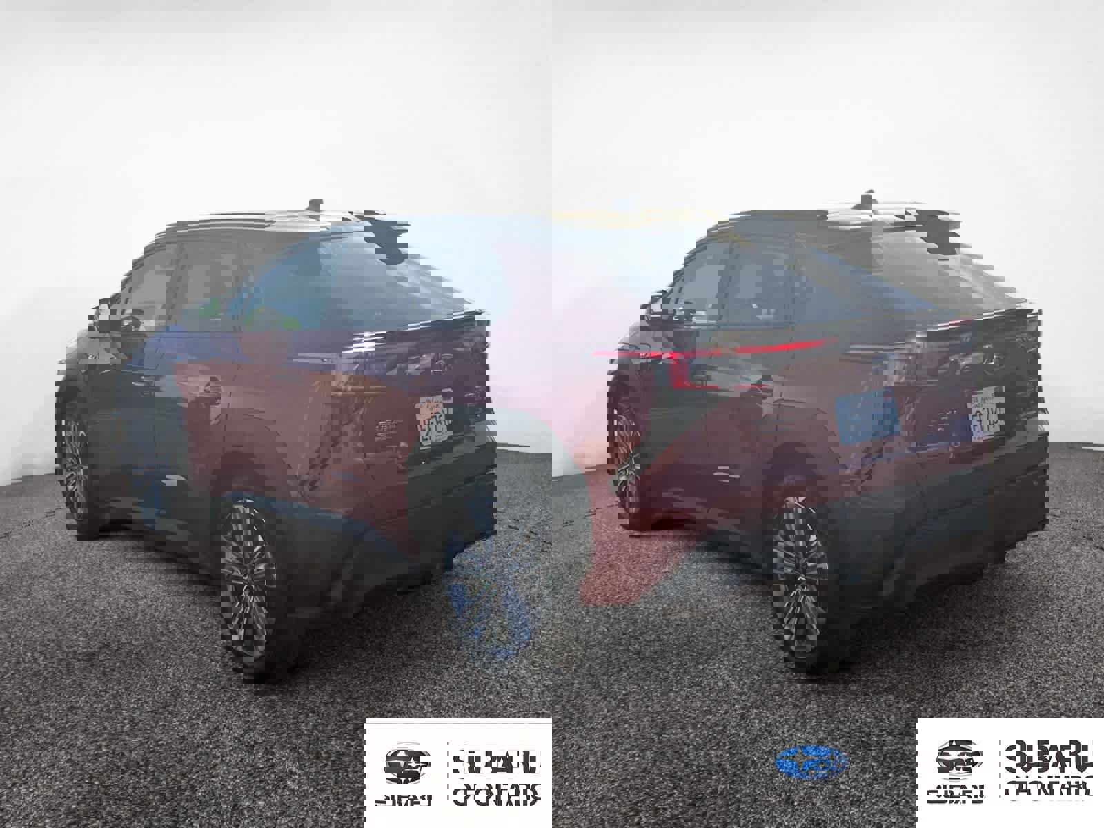 Used 2023 Subaru Solterra AWD image 3