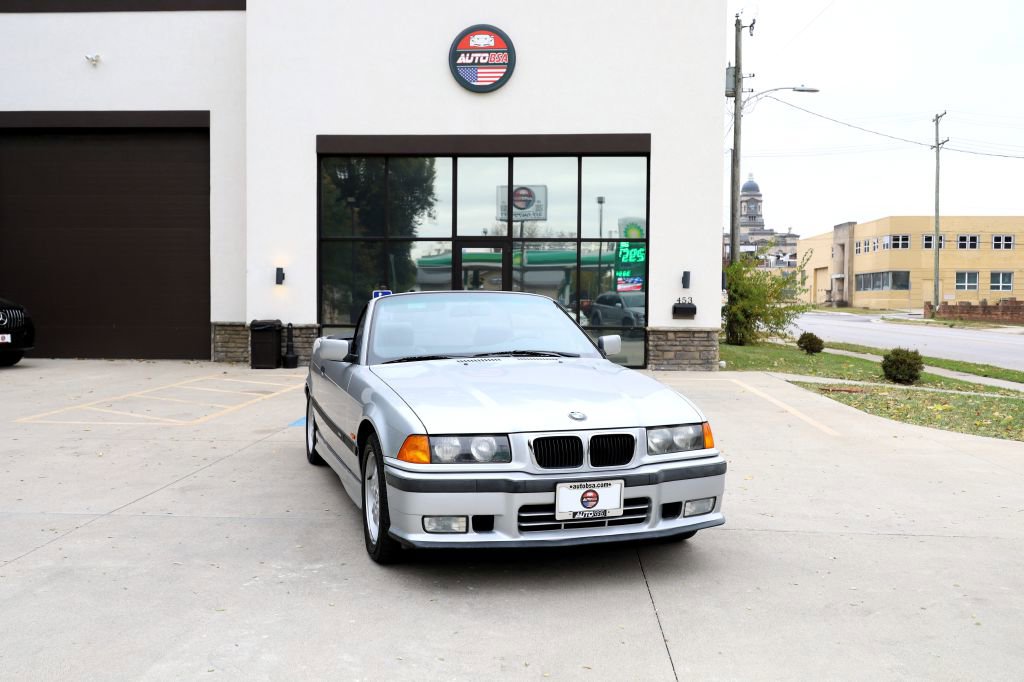Used 1999 BMW 328i Convertible image 1