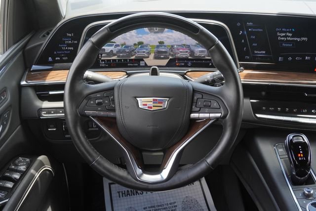 Used 2024 Cadillac Escalade ESV Premium Luxury Platinum image 18