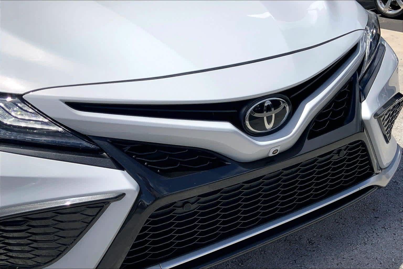 Used 2023 Toyota Camry XSE FWD image 33