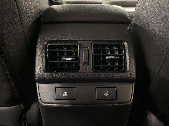 Used 2015 Subaru Outback 2.5i Limited AWD/4WD image 32