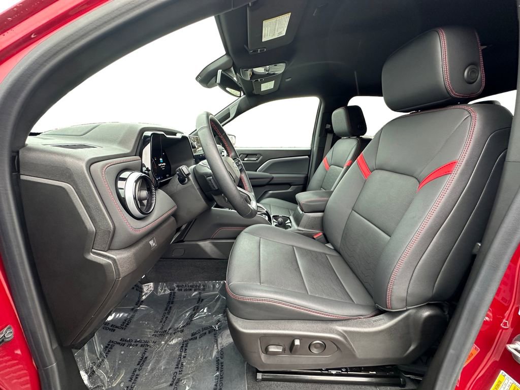 Used 2024 Chevrolet Colorado Z71 w/ Z71 Convenience Package 2 image 9