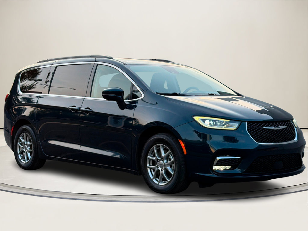 Used 2021 Chrysler Pacifica Touring
