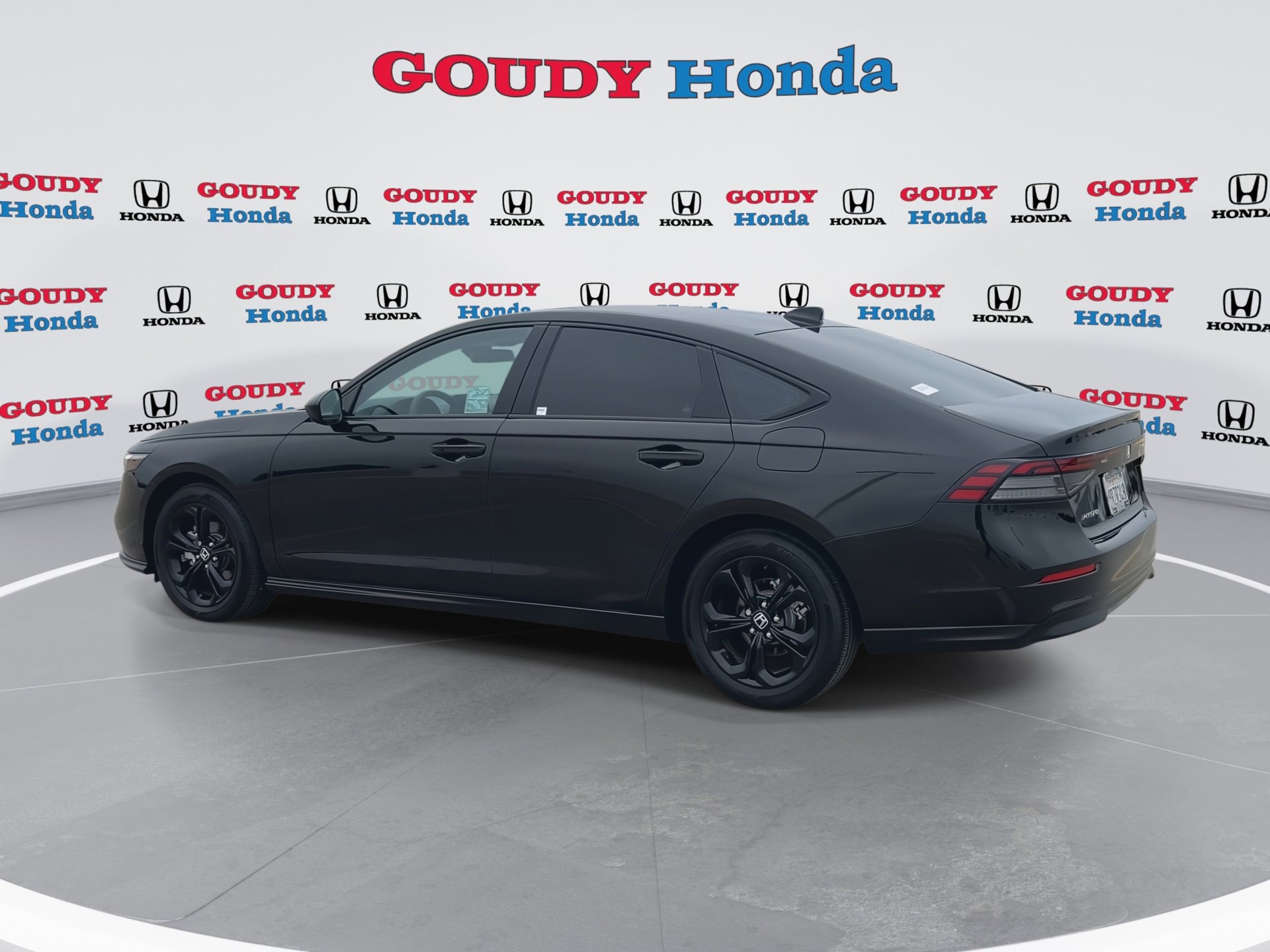 Certified 2025 Honda Accord SE image 6